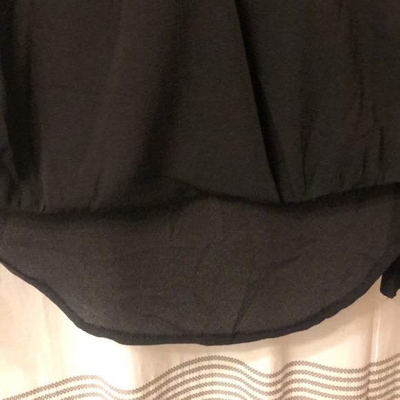 LF Wrap Choker Keyhole Blouse - Picture 4 of 6